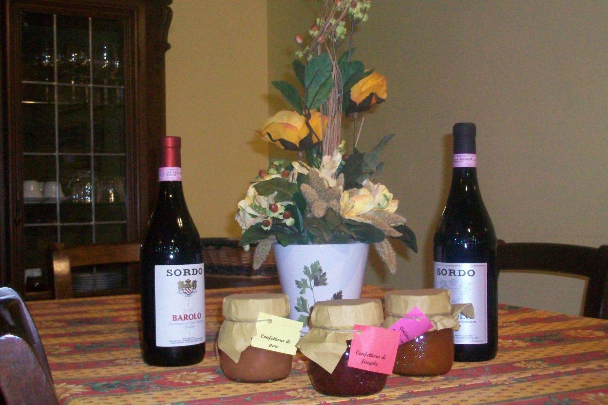 Tra... Monti E Vigne Bed & Breakfast La Morra Dış mekan fotoğraf