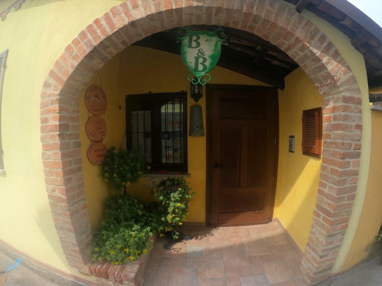 Tra... Monti E Vigne Bed & Breakfast La Morra Dış mekan fotoğraf