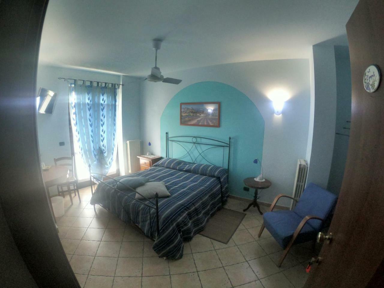 Tra... Monti E Vigne Bed & Breakfast La Morra Dış mekan fotoğraf