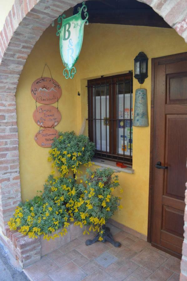 Tra... Monti E Vigne Bed & Breakfast La Morra Dış mekan fotoğraf